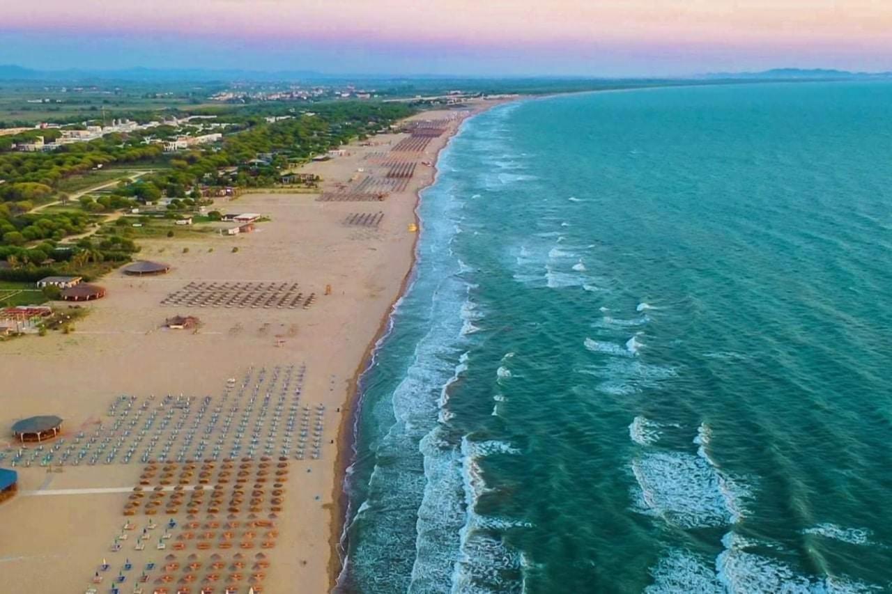 Mediterranean Sea Apartment City Center Дуррес Екстер'єр фото
